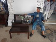 ワット・ロンクンを作った方の蝋人形