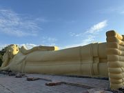 ワット・ロカヤスタの寝釈迦仏像