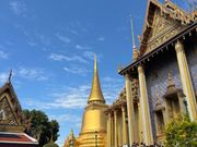 王宮はメチャ混み