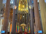 サクラダファミリア内部