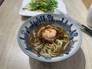 迪化街の度小月。看板の担仔麺は安くて美味しい！日本語メニューもあって安心。
