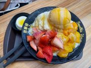 永康街で有名な思慕昔（スムージー）本館。寒かったけど、せっかくなので食べちゃいました。