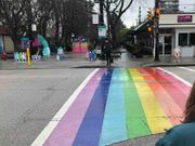 LGBTを表す横断歩道