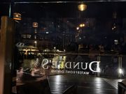 窓際から見える海