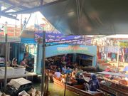 水上マーケット