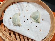 野菜と豚肉入り蒸し餃子