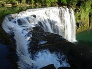 虹も見えた十分の滝