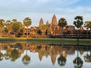 夕暮れのアンコールワット