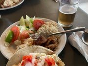 ガイドさんのお勧め通りにチョイスしたランチ