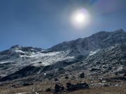 アンナプルナ遊覧飛行B.Cにて。