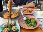 美味しいレストランディナー