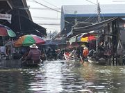 水上マーケット