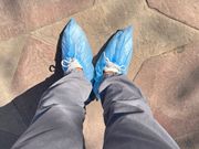 入場時に履く靴カバー