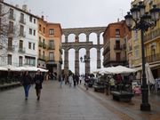 ひときわ大きなセゴビア水道橋