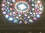 トレドにあるスペイン一の大聖堂のステンドグラスのひとつ