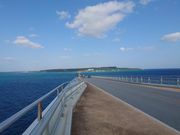 橋上からの伊良部島