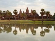 夕景のアンコールワット