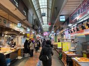 最後に市場を見学。なんでもある。