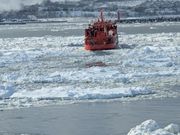 遠目に別のガリンコ号