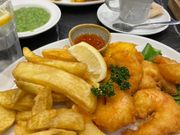 教えていただいたフィッシュ＆チップスの店は翌日に