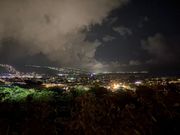 ダイヤモンドヘッド頂上からの夜景