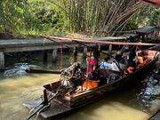 水上マーケット