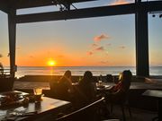 夕日を見ながらディナー