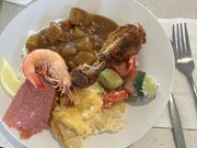 欧風カレーでホッとします