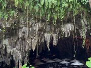 外から観た待合広場