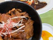 豚丼＆ホッキ貝カレー