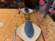 ブルーとゴールドの組み合わせがオシャレ