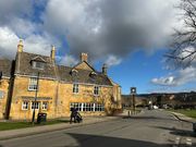 青空下のブロードウェイ