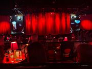 キャバレー内観