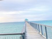 海中展望塔へ続く橋