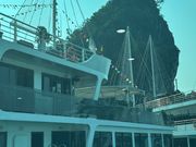 船から頂上を見た感じ