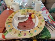 ローストビーフは大きくて美味しかった