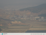 望遠鏡で見た北朝鮮