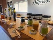 オリーブオイルのテイスティング