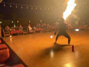 レストランのファイアショー