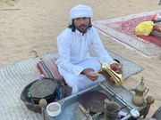 砂漠のレストランのウェルカムコーヒー