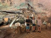 探検序盤の洞窟内で