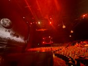 入場開始直後　サイドの席は最後まで空いていた