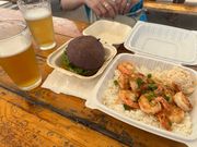 ガーリックシュリンプとロコモコバーガー