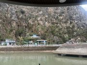 鍾乳洞とトレーンストリート