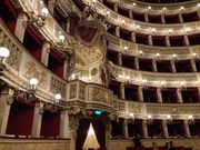 サンカルロ劇場