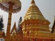 ワット　プラタート　ドーイステープ