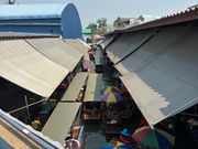 水上マーケット