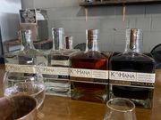 4種類を試飲、日本語の説明書きあり