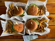 ハンバーガー半端なく美味しい