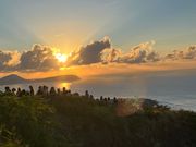 ダイヤモンドヘッドからの素晴らしい日の出